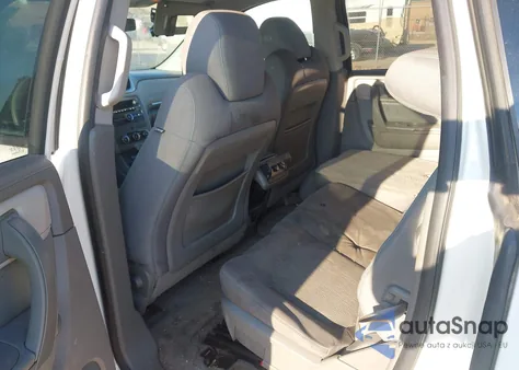 2014 Chevrolet Traverse Ls из США, поврежденный, VIN 1GNKRFED6E1167081